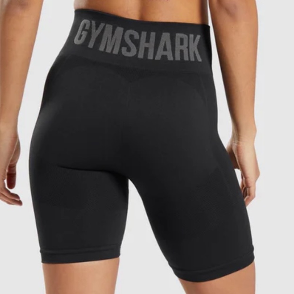 Gymshark FLEX CYCLING SHORTS size Medium